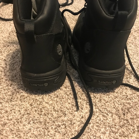 Men’s Black Timberland boots - Picture 3 of 6